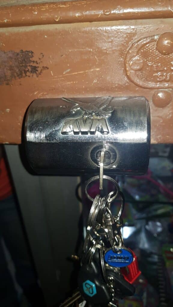 Apertura de persianas Nava de Arriba