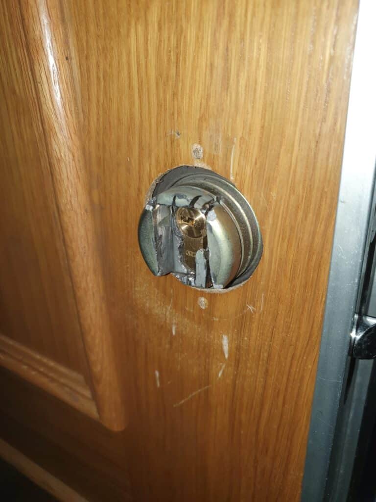 Apertura de puertas Cerrolobo