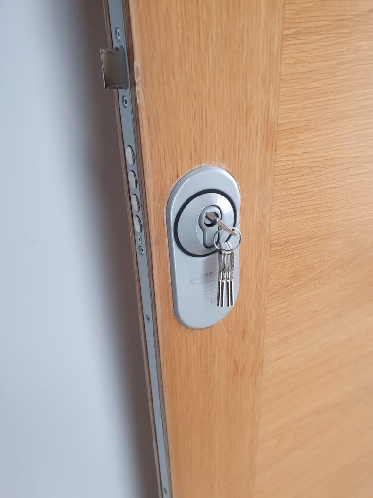 Apertura de puertas El Colmenar