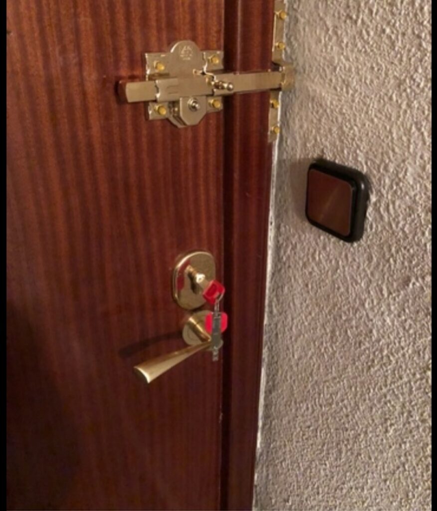 Apertura de puertas Los Anguijes