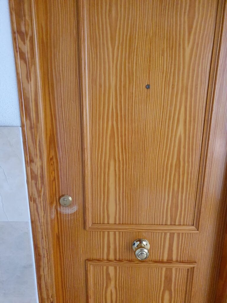 Apertura de puertas Los Partidores