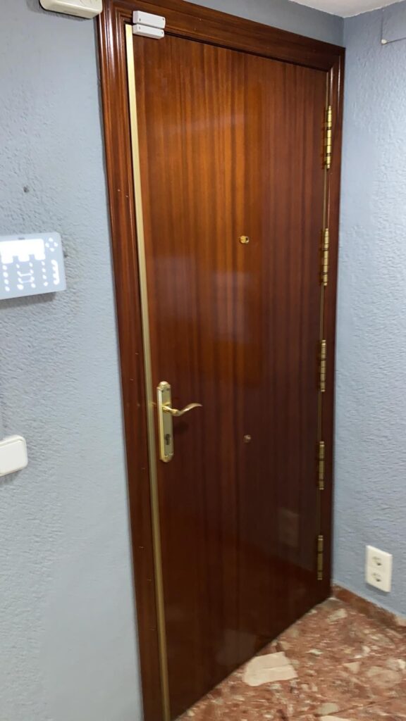 Apertura de puertas Puente del Carrasco