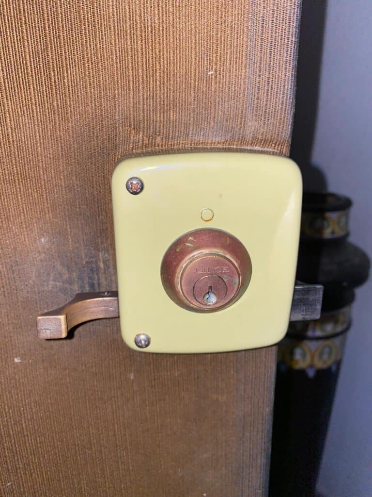 Apertura de puertas Tinajeros
