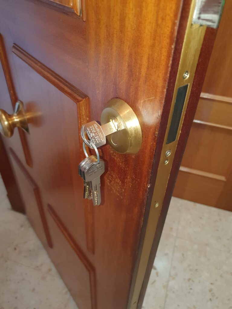 Cambio de cerraduras Montalvos